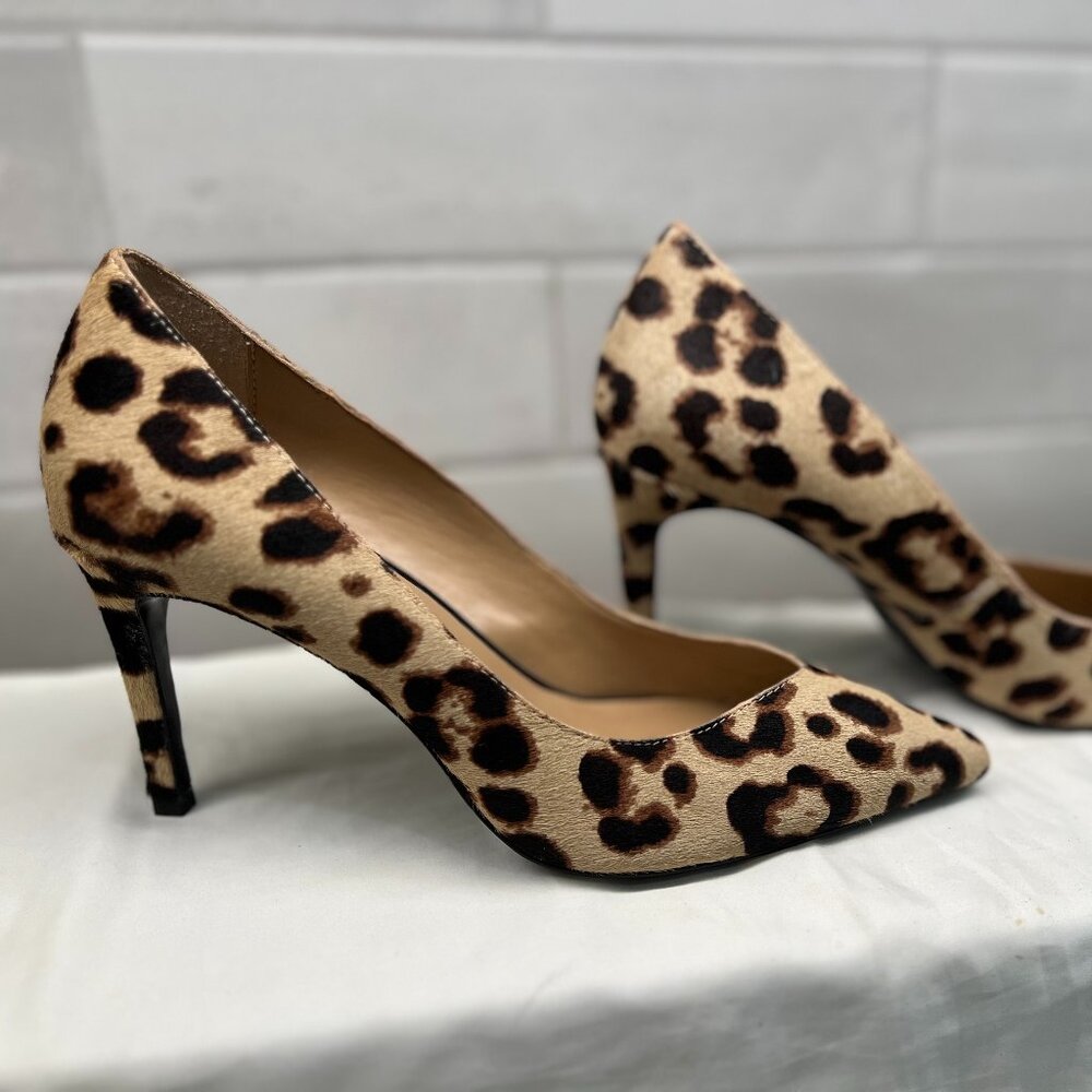 Banana Republic Pointed Toe Calf Fur Heels Pumps Shoes Size 6